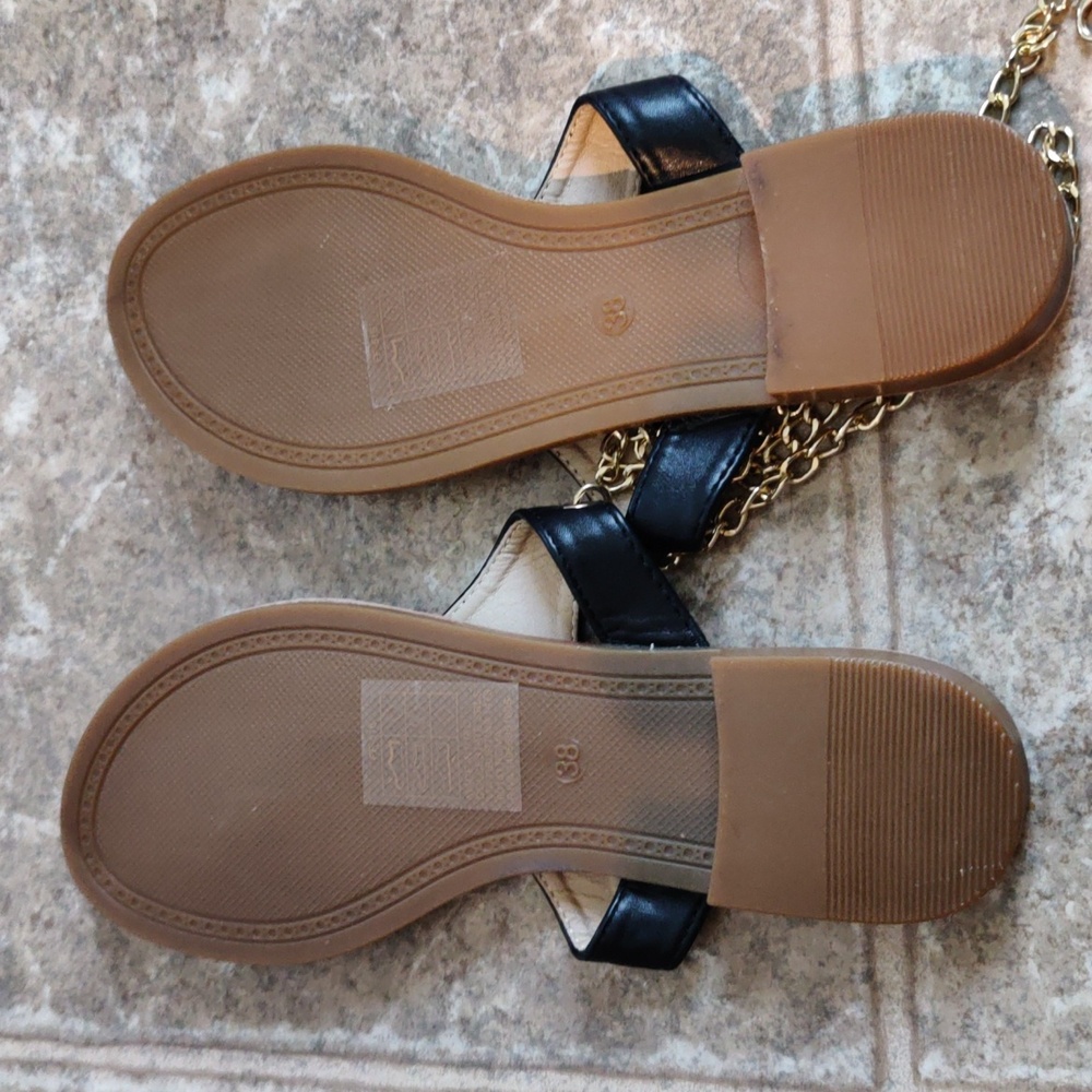 Sandals - Picture 4 of 4